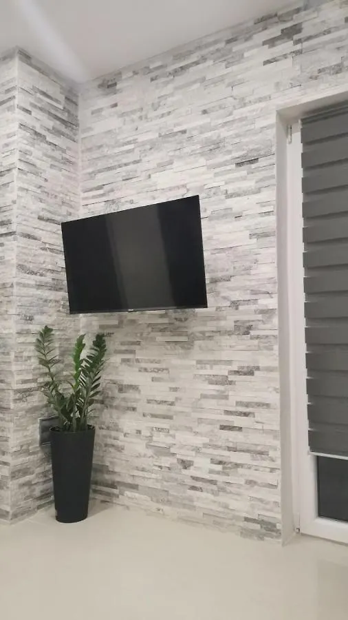 Apartment Deni Pula 0*,  Chorvatsko